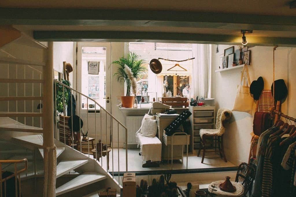 5 Gadget to Use When Decorating a House 1