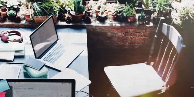 5 Ways You Can Improve Language Learning Experience by Using the Internet