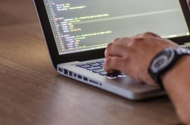 How Does a Construction Management Software Boost Your Business?