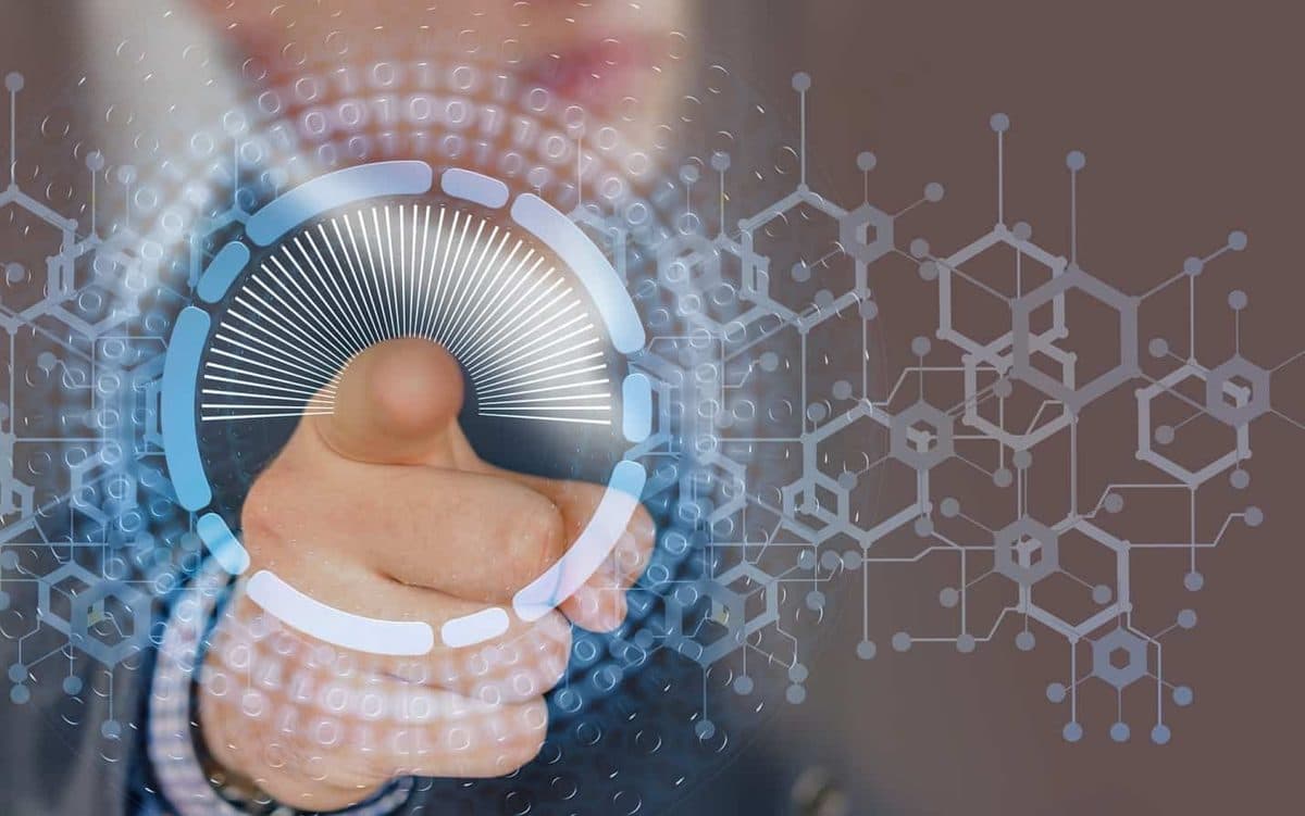 A Look at the Main Advantages of Outsourcing Your IT Requirements