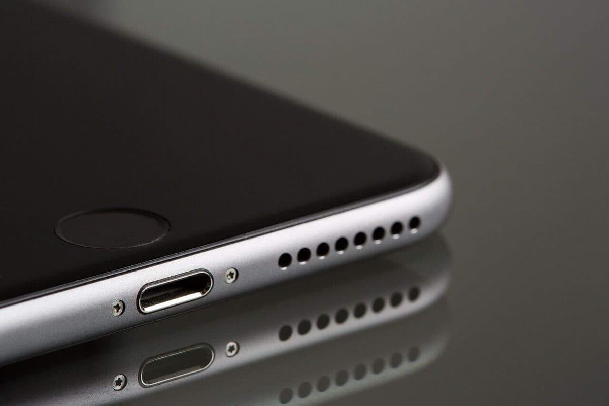 Samsung and Apple Fail to Break Through in India and China, is it a Price Problem?
