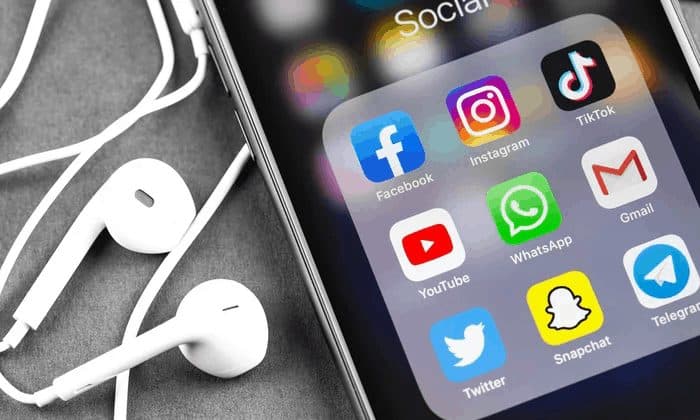 How to Use Your Social Media to Drive Traffic to Your Shopify Store