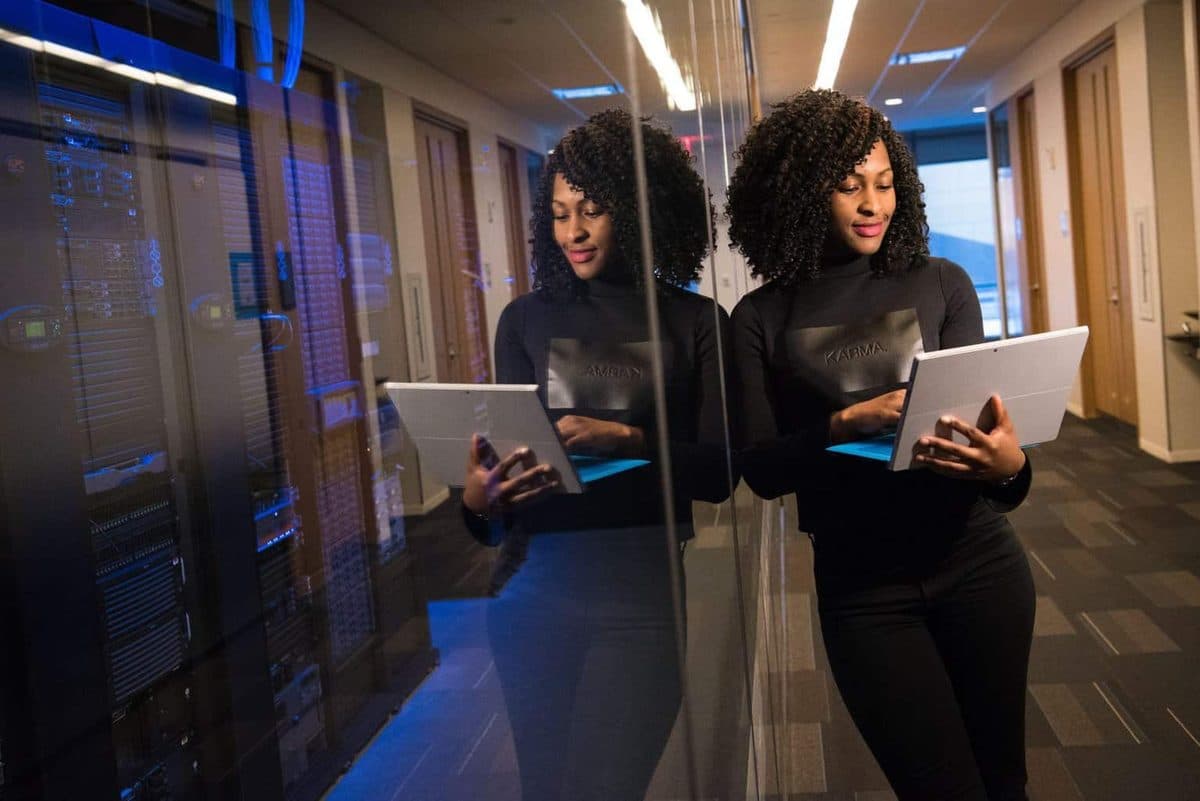 Why You Need a Dedicated Server and How to Choose One? 1