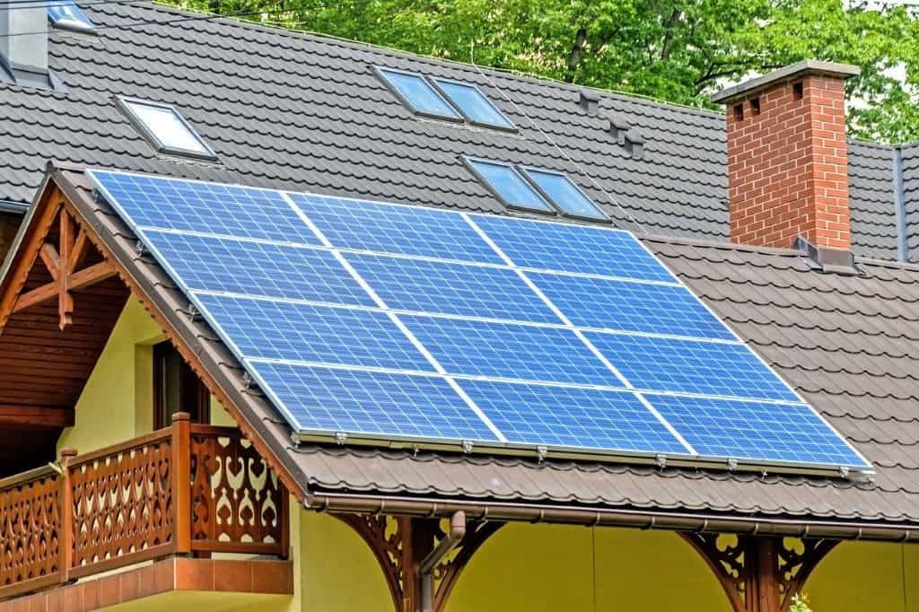 How Technology is Helping Us Use Less Electricity? 1