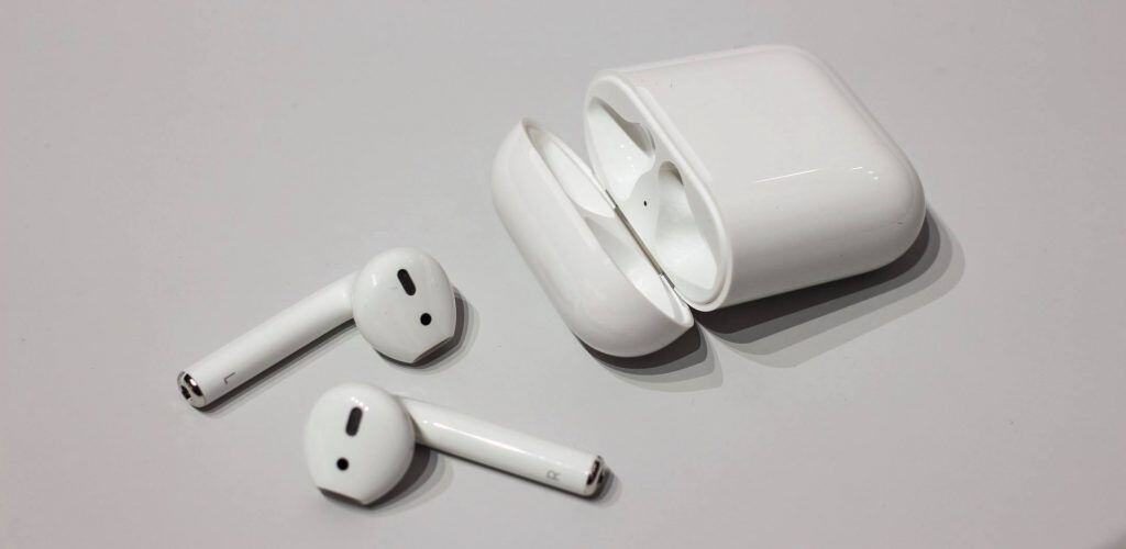 Apple AirPods - Are They Really That Good? 1